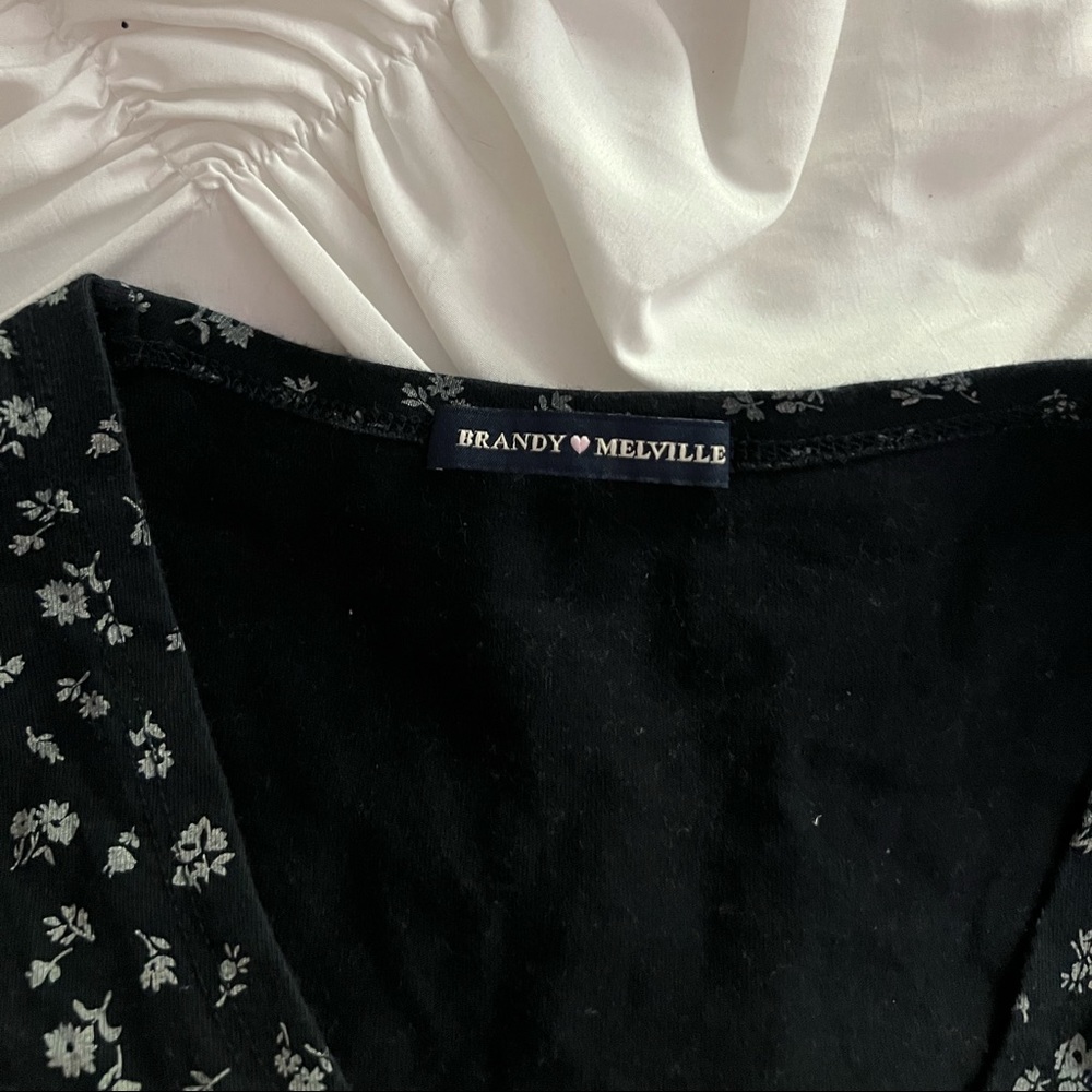 Crop Top - Picture 2 of 4